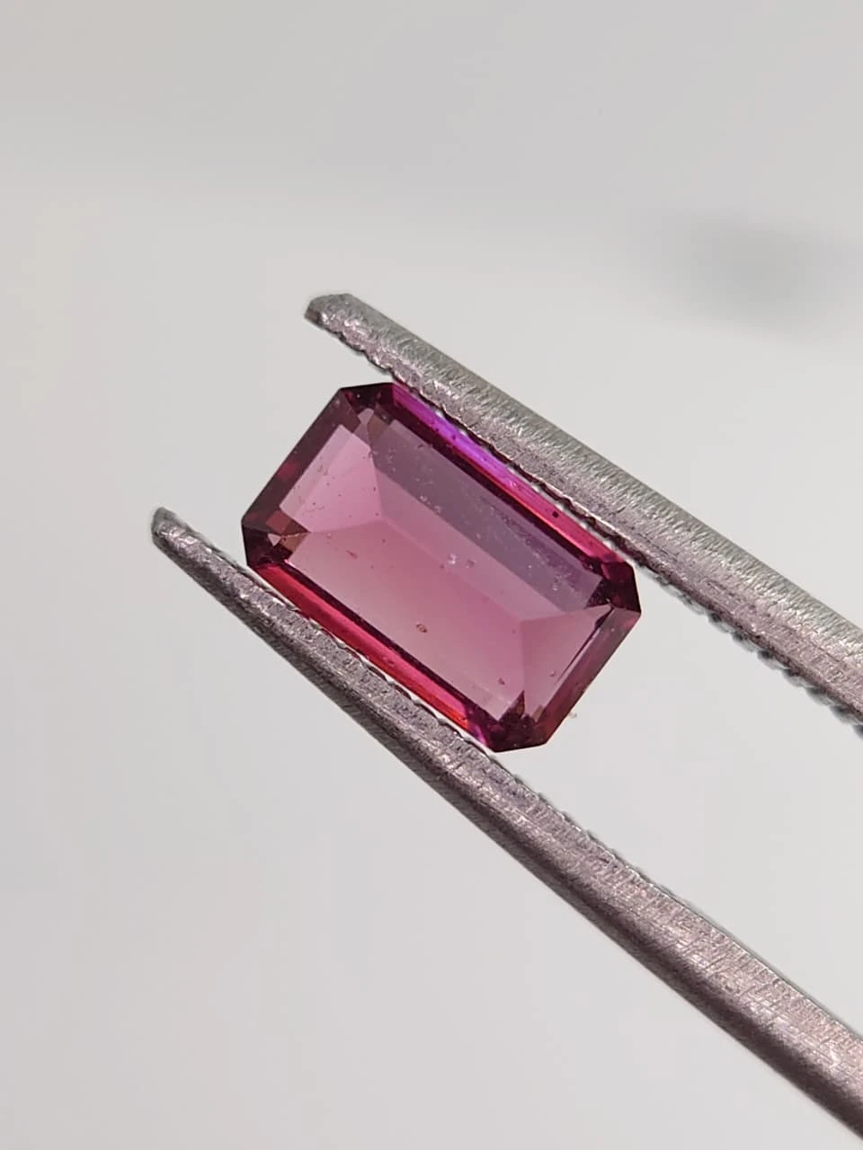 1ct Natural Umbalite Garnet from Tanzania — view 6
